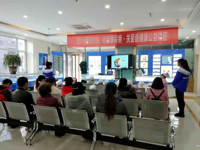 童晟幼儿园“小孩童·大眼萌” 萌娃小医生职业体验，晟萌网络记录成长瞬间